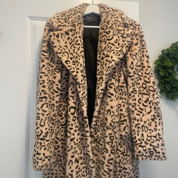 Leopard print faux fur Guess coat - Picture 1 of 3